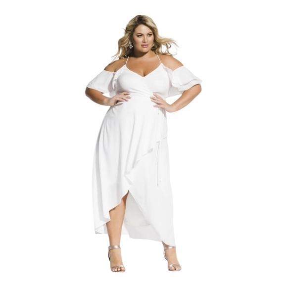 City Chic Miss Jessica Maxi Dress in Ivory Size 18